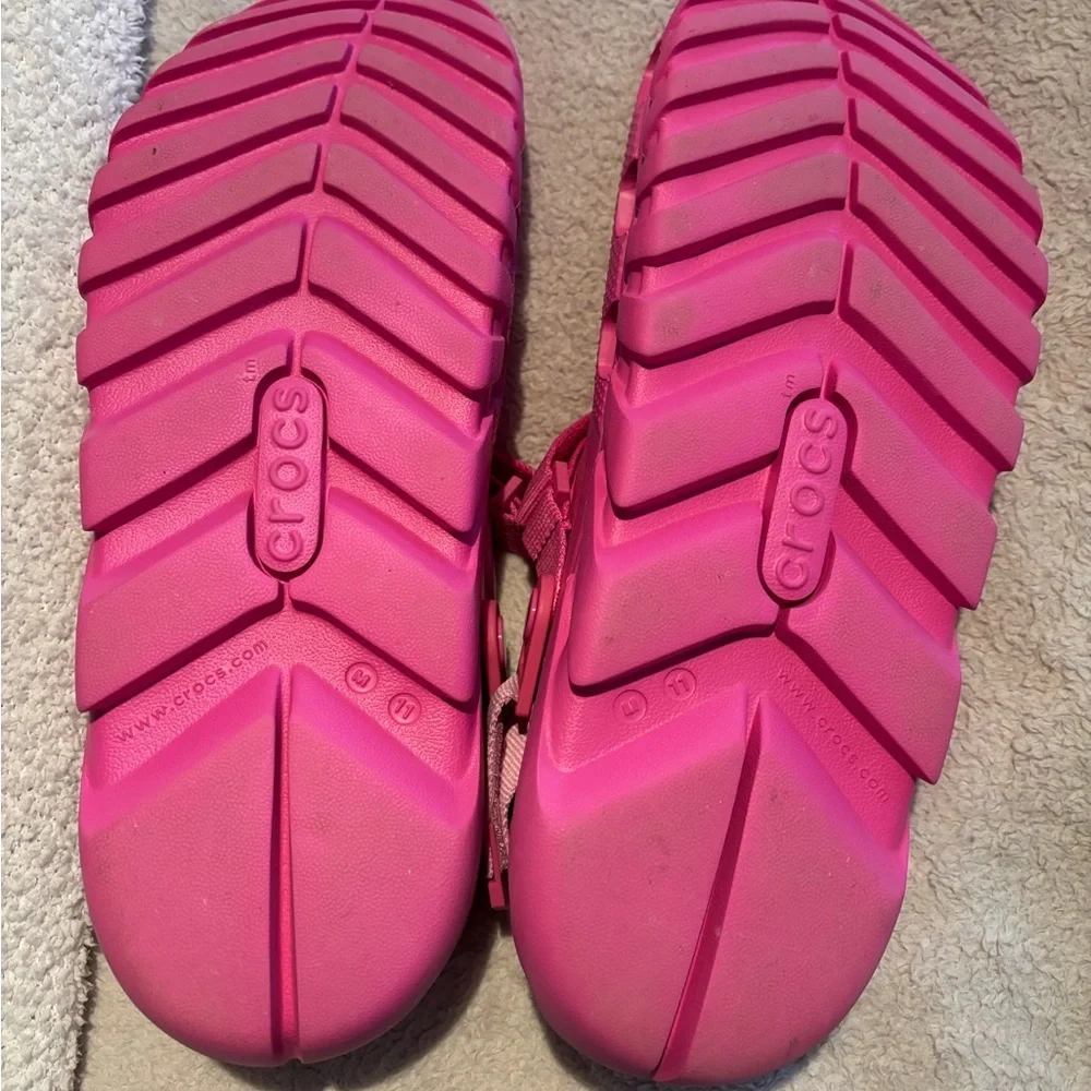 CROCS x Post Malone Collab Mules, Size Men’s 11 Womens 9 in vibrant pink, RARE - Picture 4 of 6